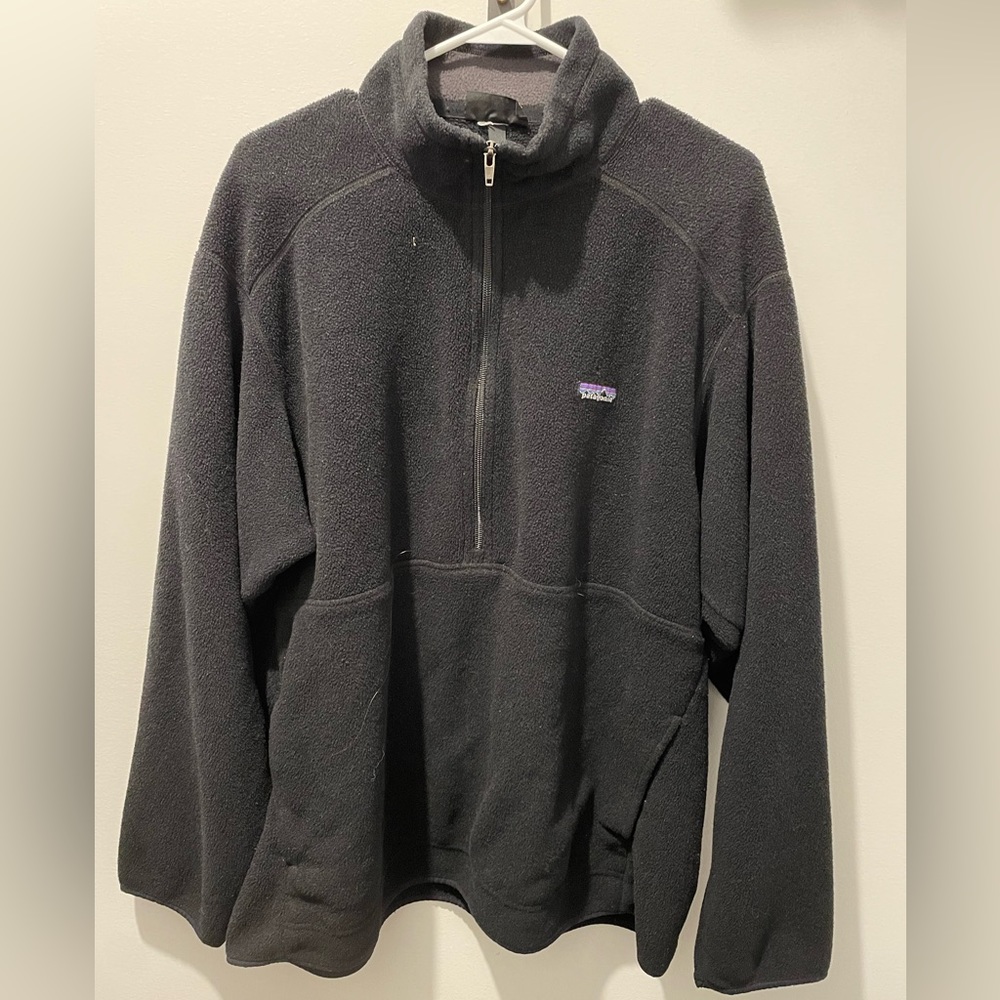 1/2 zip black patagonia fleece